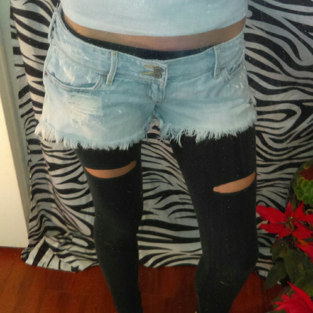 Hollister de-stress shorts
